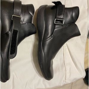 Prada shoes very good condition